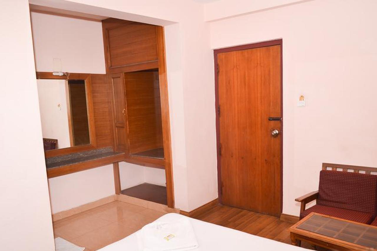 Hotel Blue Bird Ooty Exterior photo